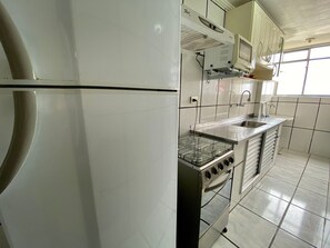 Apartament | Cuina privada | Frigorífic, microones i liquadora 