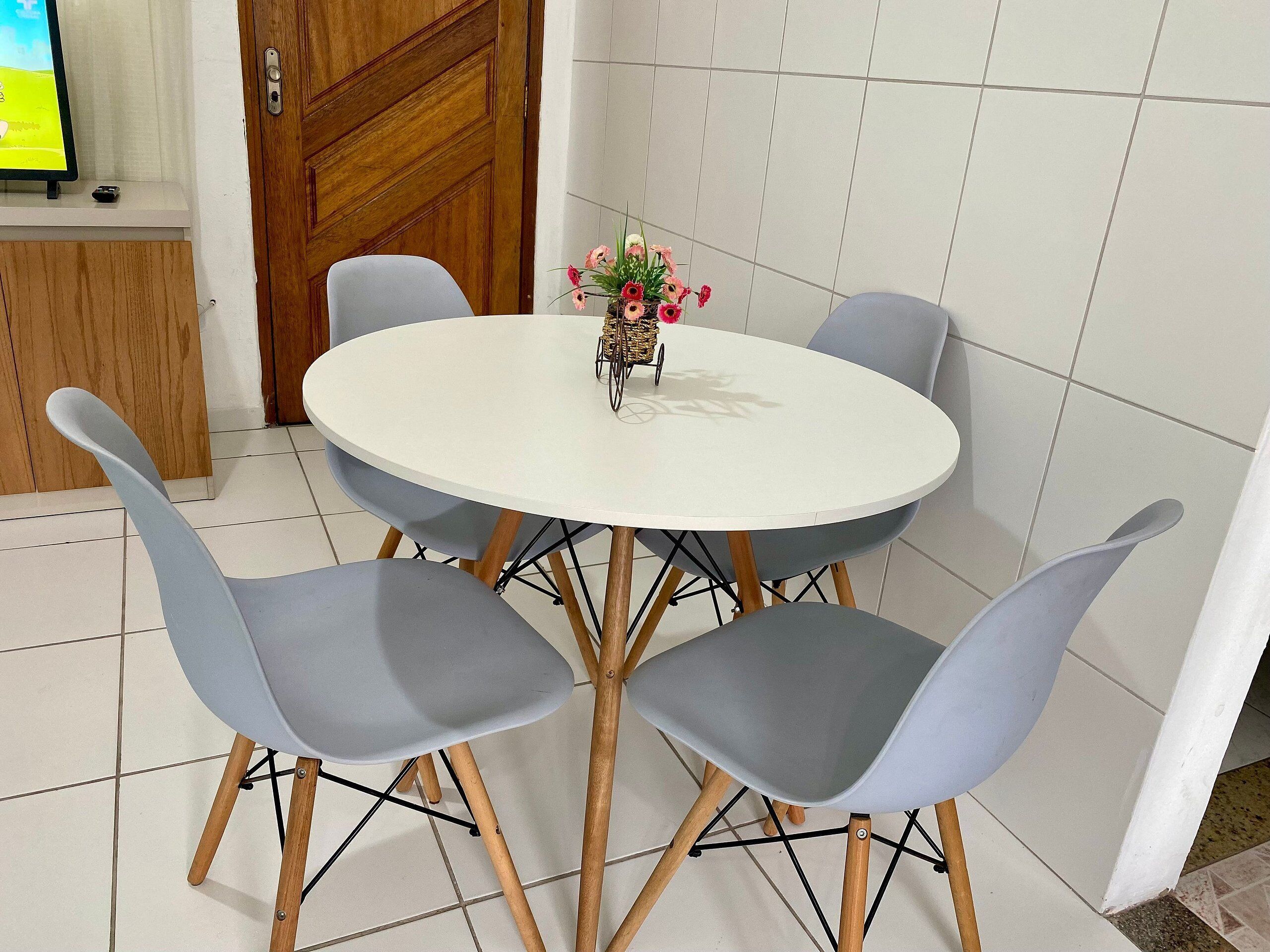 Studio | Dining