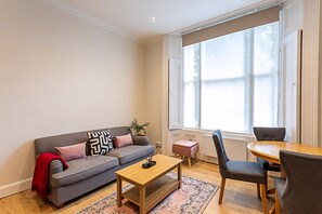 Exterior - Modern Bayswater Flat (London)