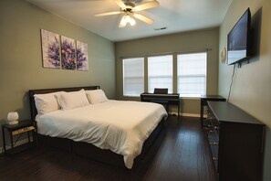 3 Schlafzimmer, Schreibtisch, kostenloses WLAN, Bettwäsche