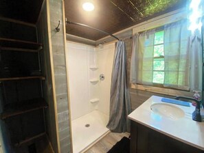 Toallas y papel de baño 