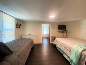 Caja de seguridad en la habitación, wifi gratis y ropa de cama 
