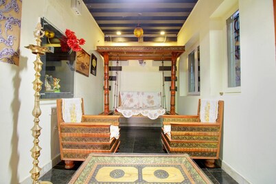 Hotel Vaani Villa By Royal Stay