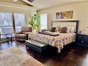 2 bedrooms, desk, iron/ironing board, travel crib