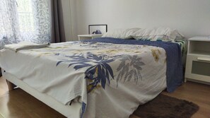 1 bedroom, iron/ironing board, WiFi, bed sheets - joseph appartment  (Paris)