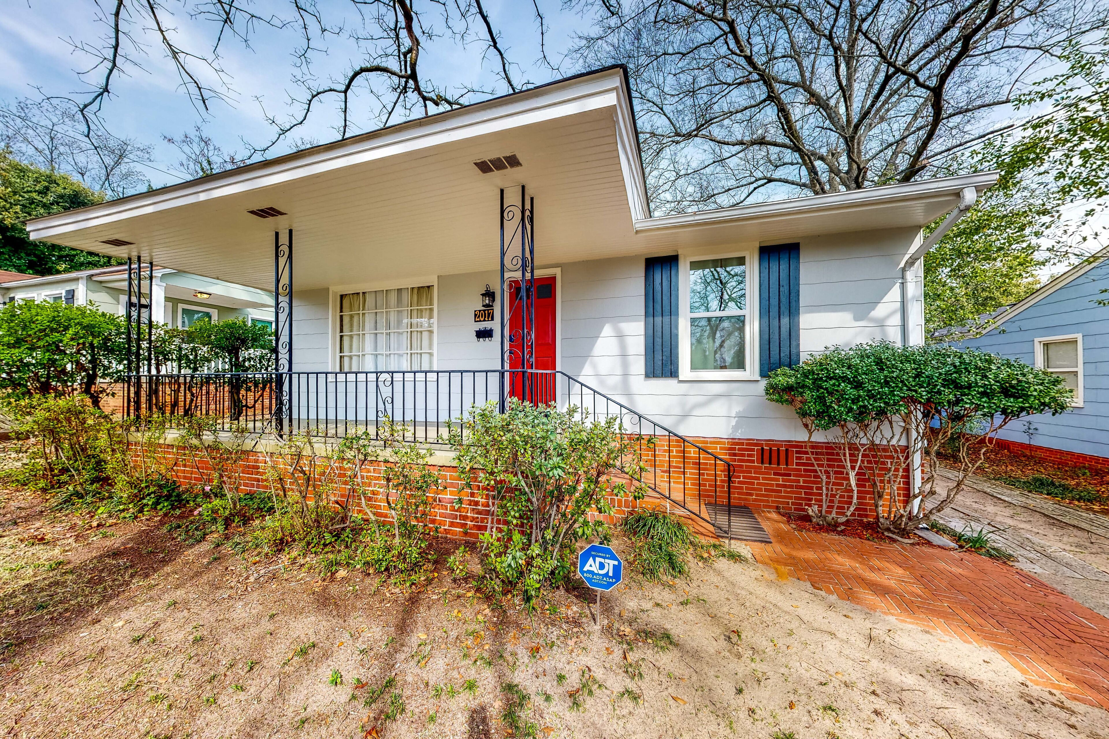 Renovated abode close to downtown with patio, W/D & enclosed yard - dog-friendly