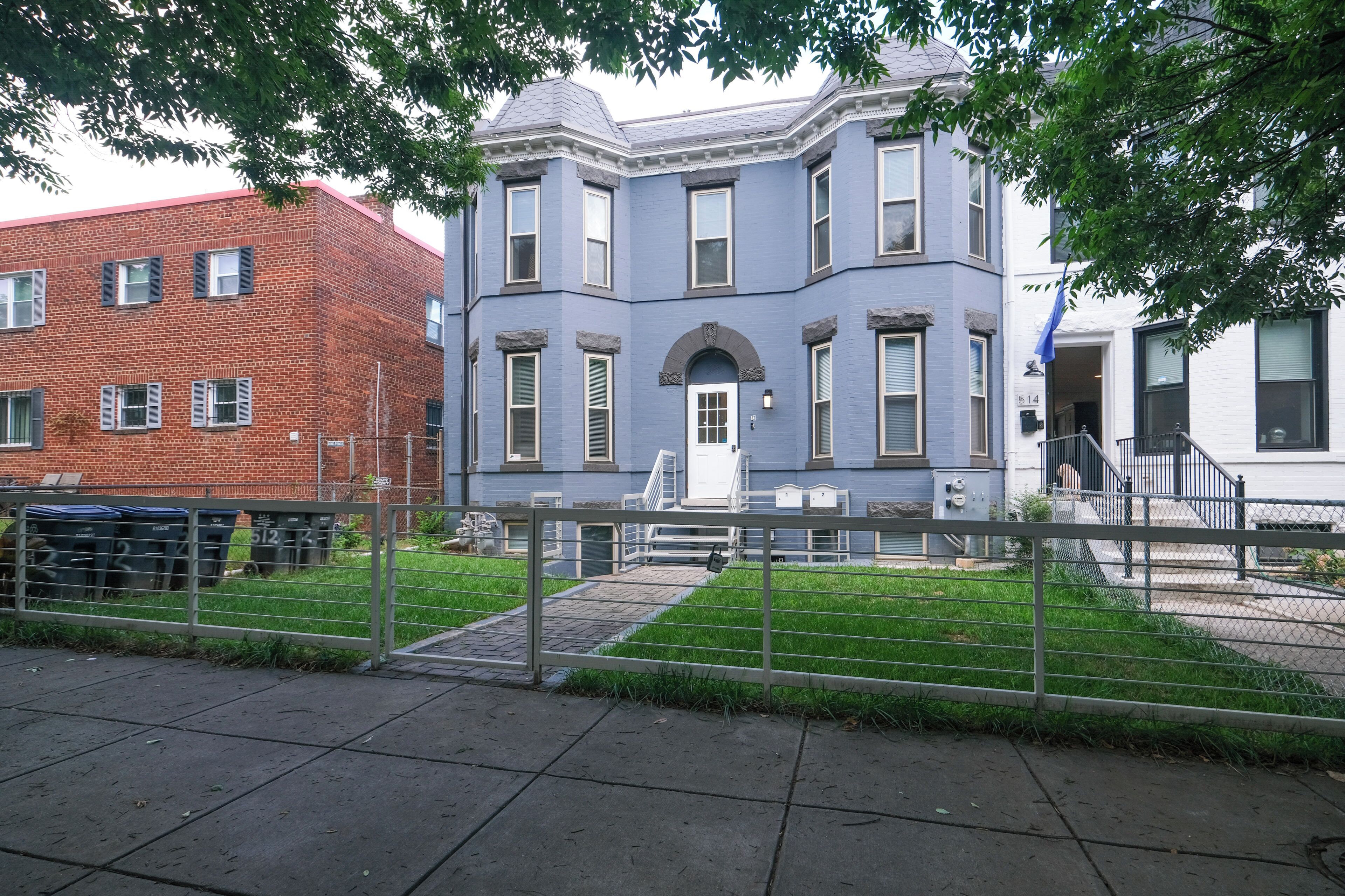Bright Washington, DC, Apartment - 2 Mi to Museums