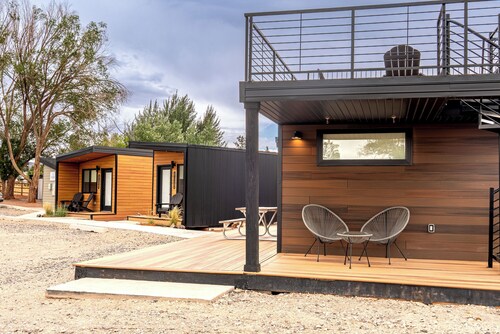 Capitol Casita - 2BD+loft+2BA and rooftop deck