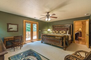 6 camere, una scrivania, ferro/asse da stiro, Wi-Fi gratuito