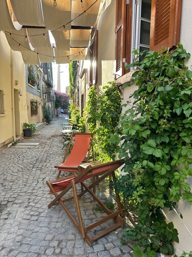 Ivy Ayvalik Coffee & Wine & Hotel