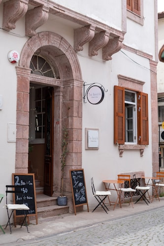 Ivy Ayvalik Coffee & Wine & Hotel
