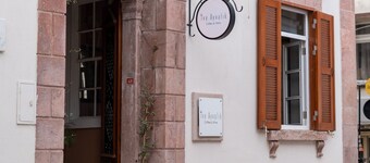 Ivy Ayvalik Coffee & Wine & Hotel