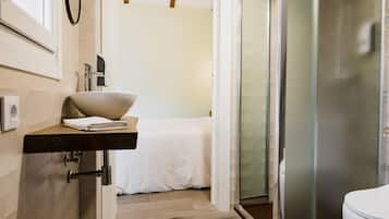 Habitación clásica doble | Baño | Toallas