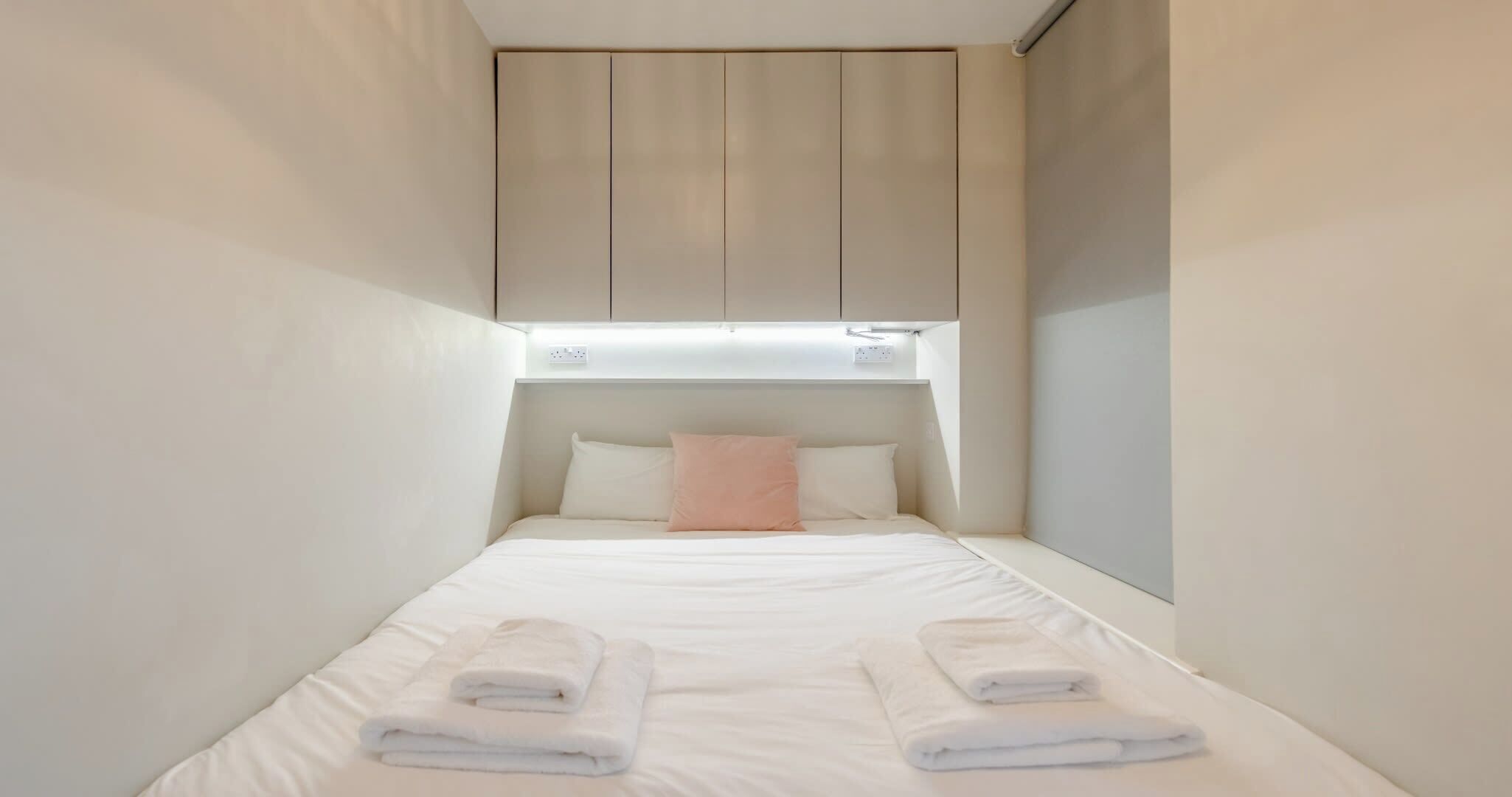 1 bedroom, iron/ironing board, Internet, bed sheets
