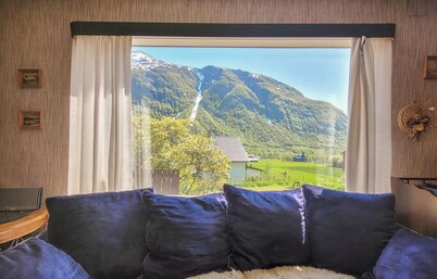 4 bedroom cozy home in Røldal