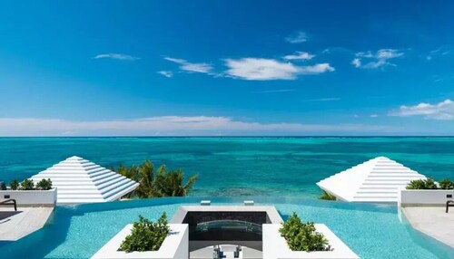 Villa Cascade with Ocean Views