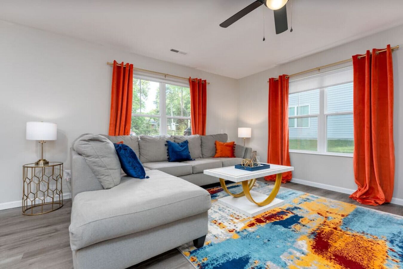 Bright and Bold: Colorful Haven in Central ILM