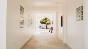 Unclassified image, 5 of 20, button - Summer Breeze  (Placencia)