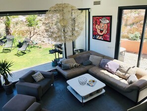 Living area - Villa with swimming pool at Les Goudes in the calanques! (Marseille)