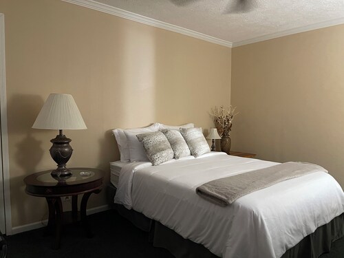Mountain View Stay LLC -  The perfect place to get away, relax and enjoy nature.