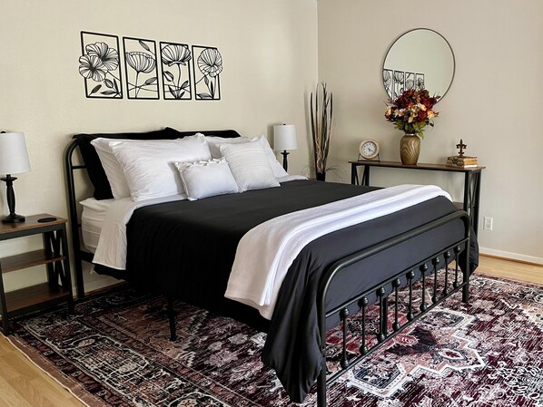 4 Schlafzimmer, Bügeleisen/Bügelbrett, kostenloses WLAN, Bettwäsche