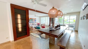 Family Villa | Dining room