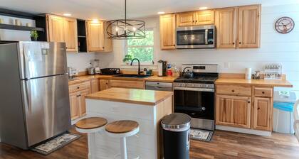Deer Ridge A/C, Firepit, Pool Table, Acadia