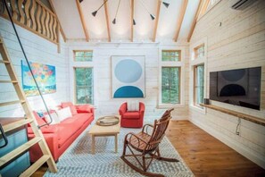 Living area - Turnstone Cottage @ Acadia NP (Southwest Harbor)