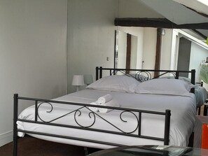 Ferro/asse da stiro, Wi-Fi gratuito, lenzuola