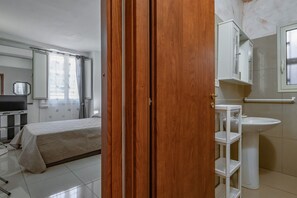 1 chambre, fer et planche Ă repasser, Wi-Fi