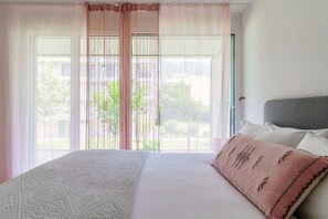 1 soverom, strykejern/-brett, wi-fi (inkludert) og sengetøy