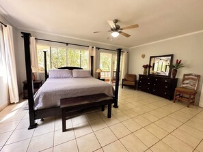 3 bedrooms, free WiFi, bed sheets - 3 BR condo walking distance to the beach (Playa Hermosa)