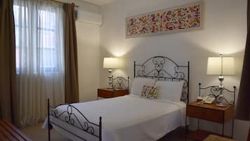 1 habitaciĂłn, ropa de cama de alta calidad y cubrecamas