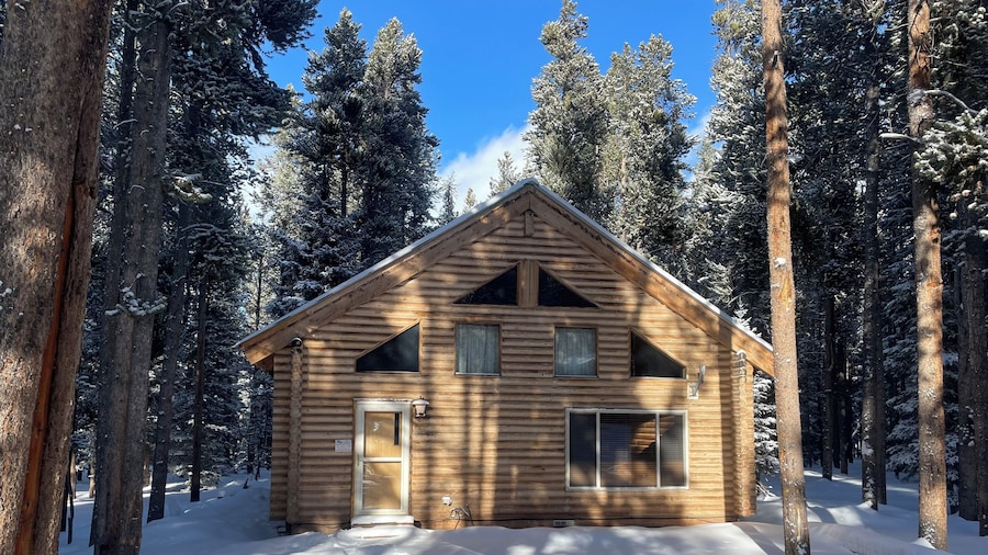 Bear Lodge Resort
