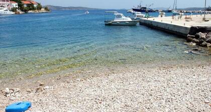 Holiday Houses, Villas Mario - 8m From the sea