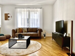 Smart TV, video games, books