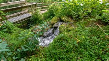 Enceinte de lâhĂ©bergement
