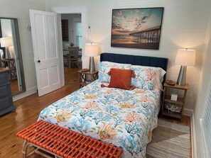 2 camere, una scrivania, ferro/asse da stiro, culla da viaggio