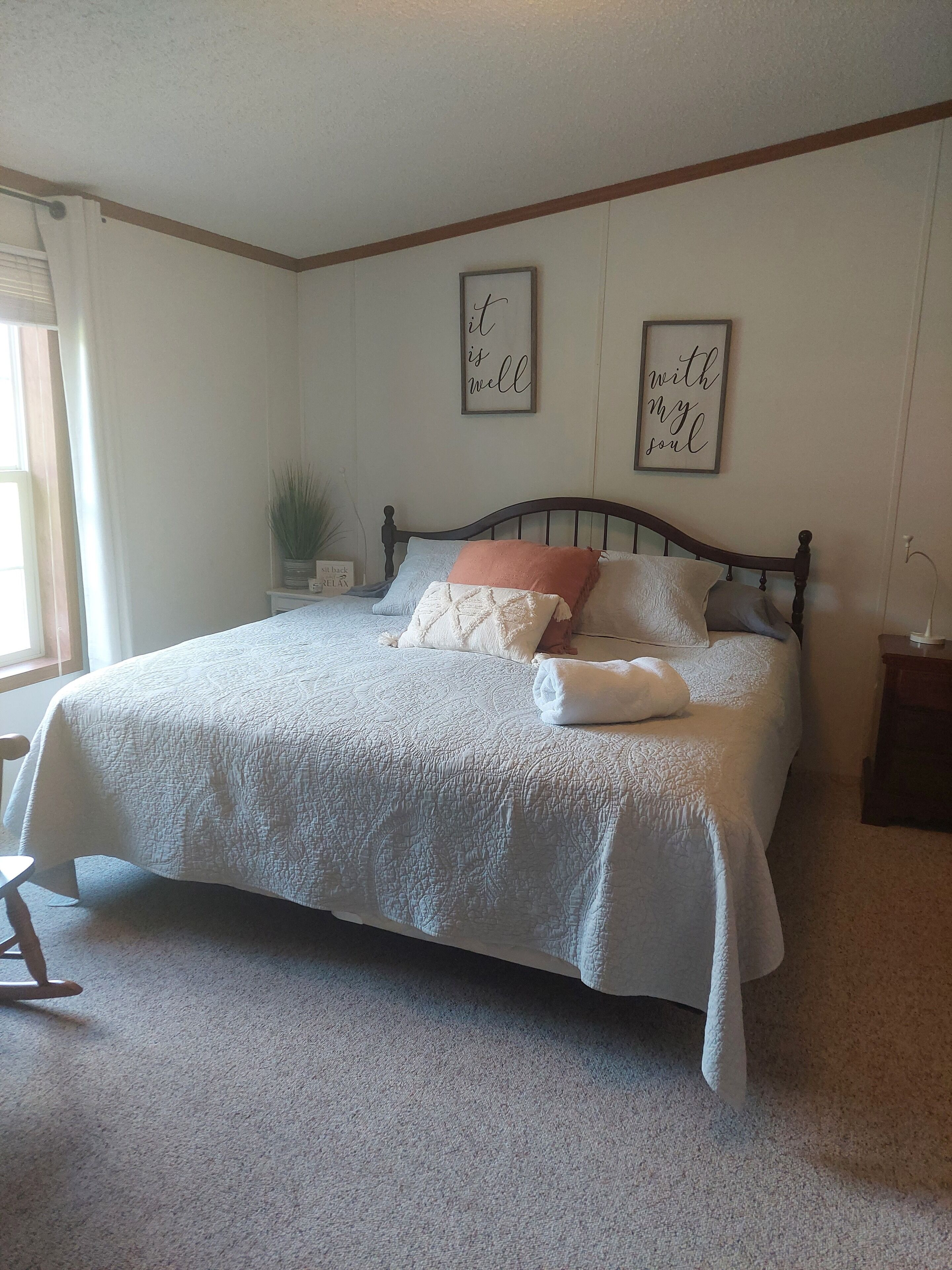 3 bedrooms, iron/ironing board, travel crib, free WiFi