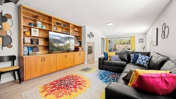 Smart-TV, bøker og musikkbibliotek