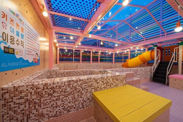 Inomhuspool