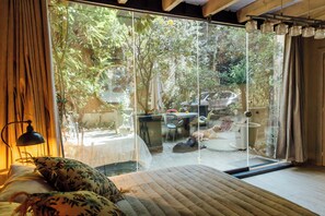 Garden Queen Room Ground Floor | Biancheria da letto ipoallergenica, materassi Tempur-Pedic