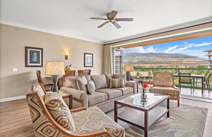 Fernseher, DVD-Player, Stereoanlage