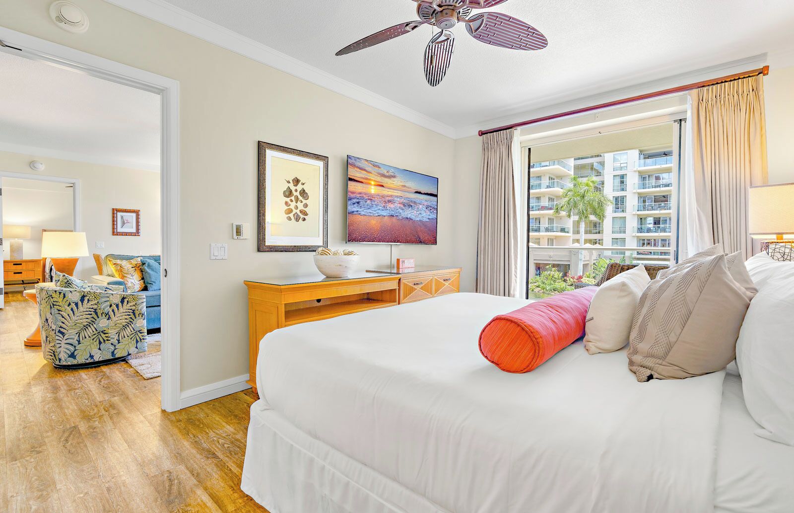 2 bedrooms, iron/ironing board, free WiFi, bed sheets