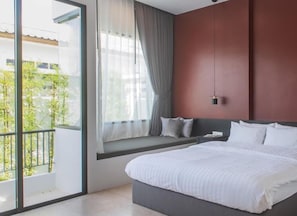 Superior Room | 1 bedroom, in-room safe, desk, laptop workspace - The Elements Boutique House (Phuket)