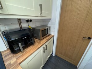 Fridge, microwave, oven, stovetop - a quiet semi rural property located in bolsover (Chesterfield)
