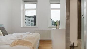 1 quarto, Wi-Fi de cortesia, roupa de cama