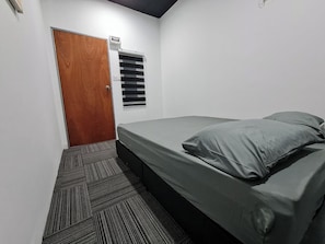 Basic Double Room | Iron/ironing board, free WiFi - Ayden Roomstay KLIA Sepang (Sepang)