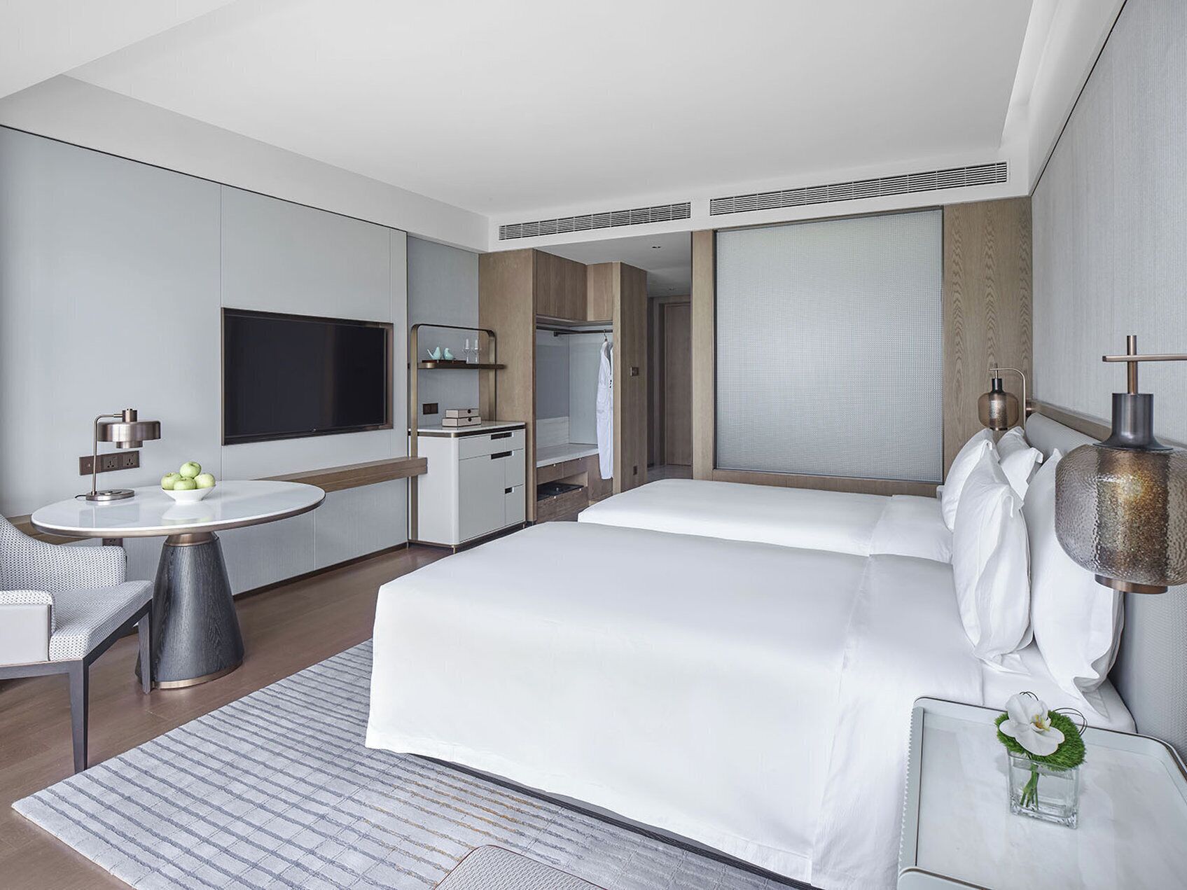 Premium bedding, down comforters, minibar, in-room safe