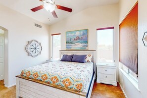 3 bedrooms, iron/ironing board, travel cot, WiFi - Desert Oasis - Heated Pool Retreat | Pet-friendly (Cave Creek)